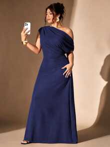 Cravure Gaun Maxi Off-Shoulder Elegan dengan Motif Cetak Aneka Warna Cerah untuk Wanita Ukuran Plus - Navy Blue - View 7