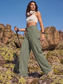 Exploreva Exploreva Women's Solid Color Pocket Hiking Pants, Sporty Casual - Green - View 2