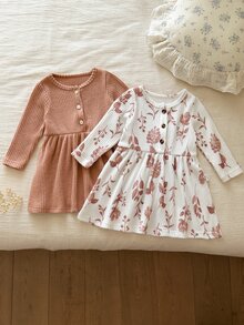 SHEIN 2件組幼女公主風洋裝外套套裝，可愛公主風、鐵鏽白配色、羅紋花卉鈕扣、長袖圓領、加厚、A字版型，適合生日派對、秋季、聖誕節 - 彩色 - 查看 7