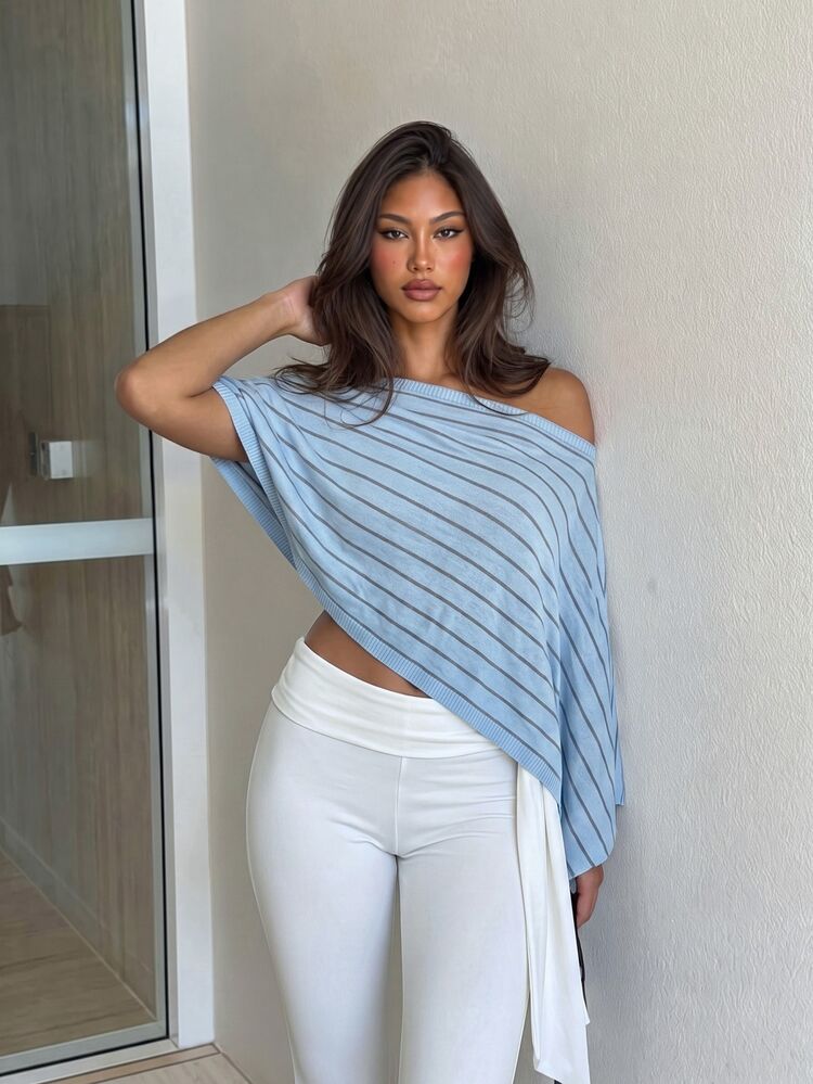 Siren Gaze Autumn/Winter New Asymmetrical Shoulder Knit Shawl For Women - Blue - View 3