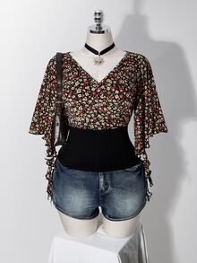 SHEIN ICON 女款大尺碼復古波希米亞風性感千禧Y2K度假風紅色碎花拼色黑色荷葉邊短袖V領T恤 - 黑色 - 查看 8