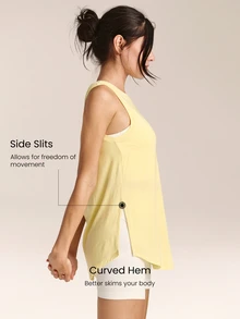 GLOWMODE TENCEL™ 莫代尔面料，轻盈丝滑，及臀侧开衩无袖运动背心，适合低强度瑜伽、普拉提、健身房、日常休闲穿着。 - French Vanilla - 查看 3
