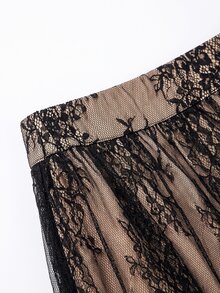 GlowEve CURVE Fashionable Elegant Lace Plus Size Women's A-Line Skirt - Black - View 8