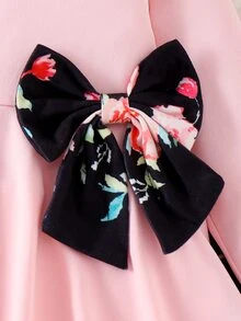 SHEIN 2 件套女婴圆领长袖大蝴蝶结针织上衣和花卉印花裤套装，时尚秋季度假休闲装 - 粉色 - 查看 4