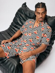 Paul Frank X SHEIN طقم ملابس منزلية للرجال قميص مخطط بأكمام قصيرة وأزرار مفردة وشورت - أبيض وأسود - مشاهدة 4
