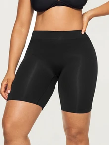 SHEIN Plus Size Black Workout Shorts For Women Medium Stretch Plain Casual Comfy Shapewear - Black - View 4