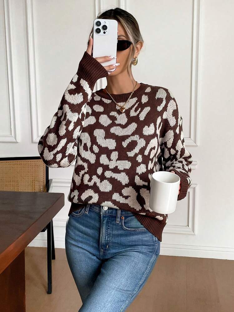 Serisse Women All-Over Print Casual Crew Neck Long Sleeve Pullover Sweater In Fall/Winter - Coffee Brown - View 4
