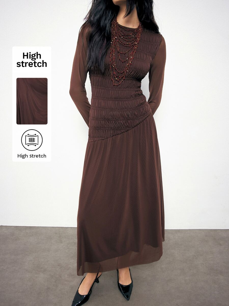 Maija Gaun Panjang Elegan Wanita Warna Polos Leher Bulat dengan Detail Jala Kontras dan Lipit - Coklat tua - View 1