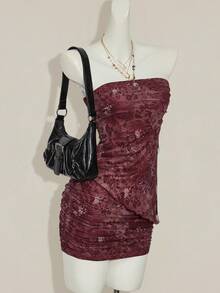 SHEIN ICON 2pcs/Set Atasan Tube dengan Belahan Samping Motif Vintage dan Rok Lilit Berkerut - Burgundy - View 6
