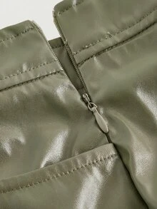 SHEIN MOD 大尺碼復古街頭風橄欖綠不對稱假分層短褲－學院風、70年代、休閒舒適、老錢風、夏季 - 軍綠色 - 查看 5