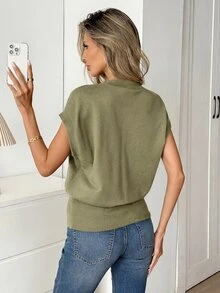 Easowa Women's Solid Color V-Neck Batwing Short Sleeve Casual T-Shirt Travel Olive Green Summer - Green - View 3