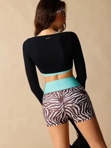 VARSIVA Women's Sexy Ruched Long Sleeve Sports T-Shirt For Yoga And Fitness - Black - View 4
