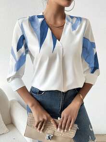 SHEIN Women V-Neck Printed Simple Daily Work Matching Spring/Summer Short-Sleeved Shirt,Three Quarter Sleeve Tops - Blue - View 4