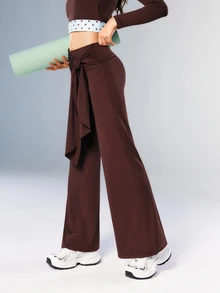 VARSIVA Celana Legging Flare Wanita untuk Olahraga dan Activewear Warna Polos dengan Simpul Pinggang untuk Kebugaran Harian - Coffee Brown - View 5
