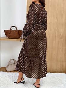 SHEIN فستان رضاعة للحوامل بطبعة نقاط بولكا وياقة دائرية وأكمام طويلة وحافة مكشكشة - بني - مشاهدة 4