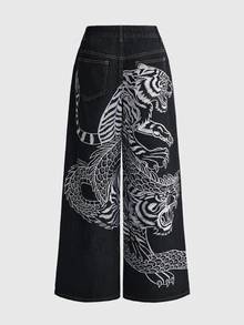 ROMWE Grunge Punk Jeans de mezclilla de pierna ancha y cintura baja, estilo streetwear grunge, nuevo estilo chino, con bordado de tigre y dragón, estampado de leopardo en blanco y negro para conciertos - Negro - Ver 2