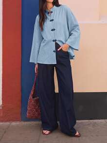 EastFlair 女款休閒復古青蛙鈕扣襯衫 - 藍色 - 查看 5