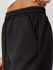 Musera Petite Pantalón de chándal negro con detalle de bolsillo, pierna ancha y cintura elástica, para otoño e invierno, vuelta al colegio, uso diario y cotidiano - Negro - Ver 6
