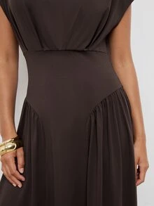 Maija Women's Solid Color Round Neck Batwing Short Sleeve Casual Dress - Chocolate Brown - View 2
