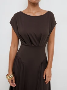 Maija Women's Solid Color Round Neck Batwing Short Sleeve Casual Dress - Chocolate Brown - View 6