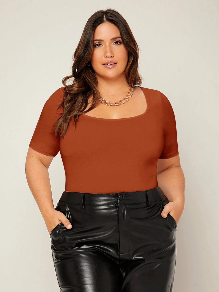 SHEIN BASICS 大尺碼純色圓領連身衣女款夏季穿搭 - 鏽棕色 - 查看 1