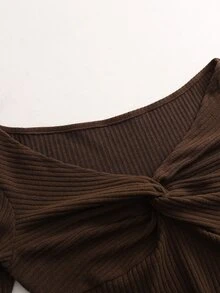 Balvessa French Style Off-Shoulder Twisted Knot Brushed Ribbed Knit Long Sleeve Top, Women's Autumn/Winter New Design Gentle Elegant Blouse, Suitable For Daily Wear, Commuting, Inner Layering T-Shirt, Office Outfit - Brown - View 4