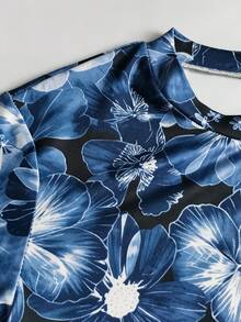 SHEIN Blue And White Gradient Floral Print Round Neck Short Sleeve T-Shirt, Summer Slim Fit Flattering Versatile Top Formal Going Out Casual Granny - Blue - View 7