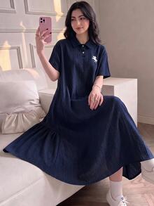 SHEIN Teen Girl Polo Kids Navy Blue Embroidered Pattern Short Sleeve Mid-Length Contrast Color Ruffle Collar Petal Sleeve Printed Button Dress Graduation - Navy Blue - View 5