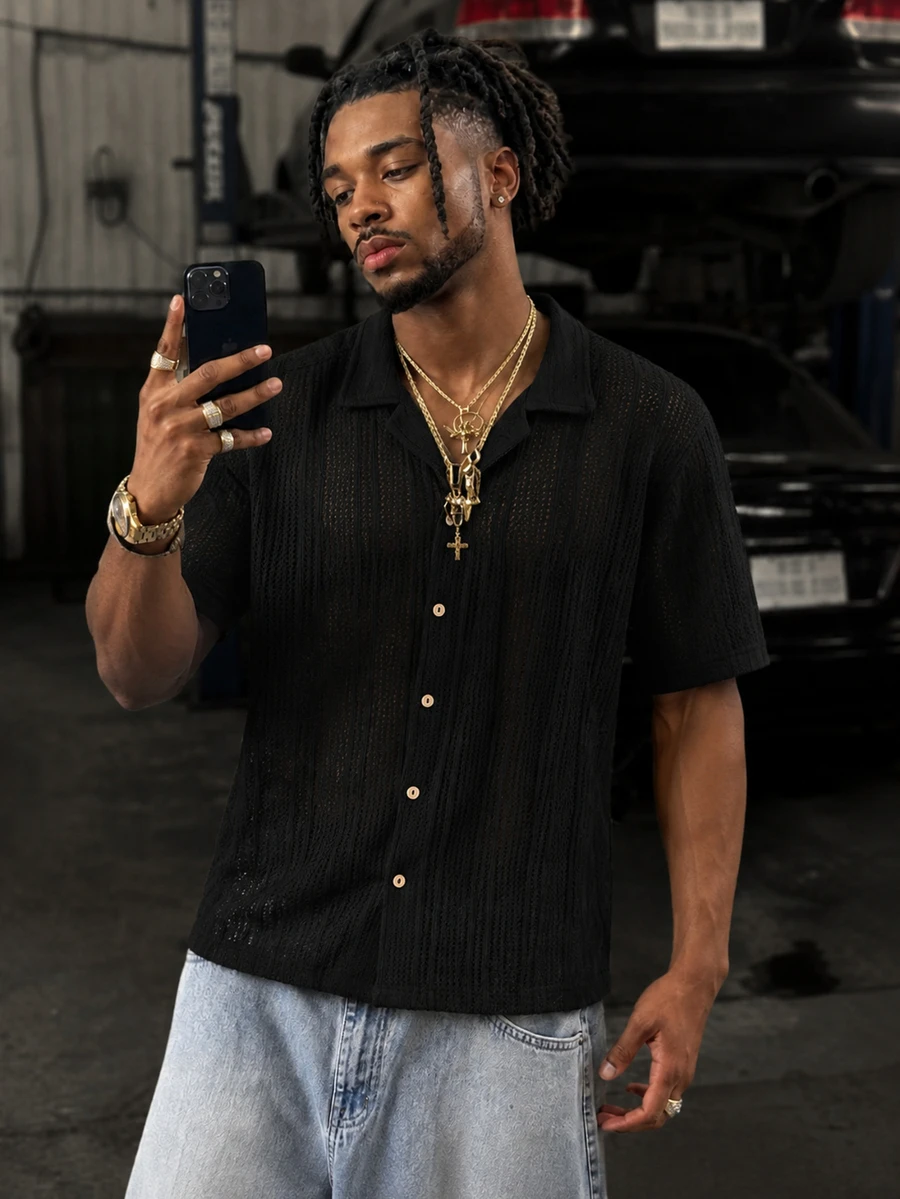 GETOML Men's Casual Black Summer Vacation Shirt,Short Sleeve Button Down Textured Beach Top,Relaxed Fit Camp Collar Linen Look Breathable Vertical Pleated