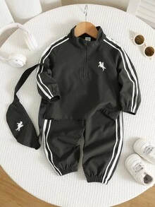 SHEIN 中性嬰兒男/女童、幼兒 3 件組秋冬休閒時尚運動風立領半拉鍊夾克套裝附包，嬰兒運動服，街頭風 - 黑色 - 查看 4