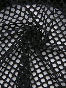SHEIN Cheerettes بلوزة رياضية قصيرة بغطاء رأس بتصميم رقعات مجوفة - الأسود - مشاهدة 8