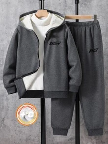 SHEIN 兒童青少年男孩休閒運動多功能極簡寬鬆厚抓毛內裡連帽外套衛衣與慢跑長褲兩件套，適合通勤、上學、日常休閒、運動、街頭穿搭，秋冬款 - 深灰色 - 查看 4
