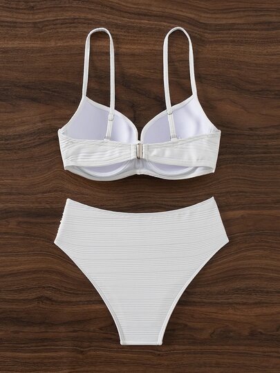 SHEIN Swim مجموعة بيكيني مثيرة للنساء بدون طبعات ومتداخلة مع دعم سلك تحتي (إصدار الكأس الصلب) للاستخدام في العطلات والشاطئ في الصيف
