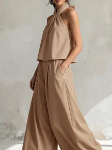 SHEIN Holidaya 法式風格卡其色休閒女裝套裝，包含無袖露肩掛脖上衣與寬腿長褲，簡約優雅的秋季穿搭選擇 - 卡其色 - 查看 4