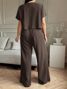 SHEIN EZwear 大码纯色圆领短袖上衣和长裤休闲度假清凉感两件套，夏季/春季女装，春假 - 咖啡棕 - 查看 3