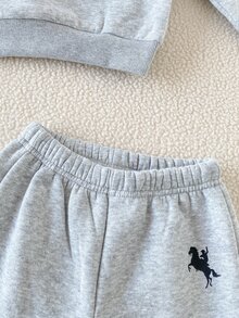 SHEIN 2件組 男童春秋休閒抓絨內裡套頭衛衣與運動長褲套裝，簡約半拉鍊立領衛衣與運動長褲套裝，4-7歲 - 灰色 - 查看 3