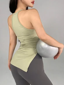 DAZY Women's Solid Color Side Slit Hem Sports Tank Top - Green - View 4