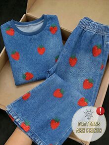 SHEIN Elladie kids 女童 2 件組草莓印花丹寧風運動衫 + 喇叭褲休閒嬰兒套裝，秋季丹寧質感，適合 7 歲生日、週歲，綠色 - 藍色 - 查看 9