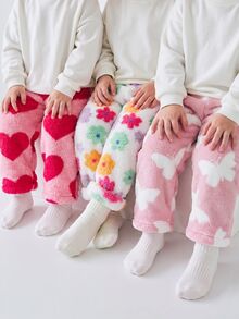 SHEIN Playful Pals 3件組幼女毛絨內搭褲，可愛甜美粉白配色，愛心花朵蝴蝶印花，毛茸茸加厚彈性，適合生日派對、冬季秋季、聖誕假期 - 彩色 - 查看 4