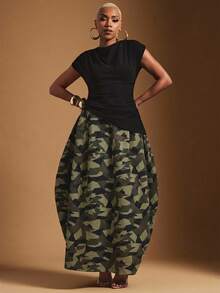Vixey Women's Fashion Camouflage Print Cocoon Shape Denim Skirt, Camo Print, Off Duty, Casual Chic - Multicolor - View 1