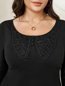Comfylo Plus Contrast Lace Scoop Neck Slim Fit Top - Black - View 4
