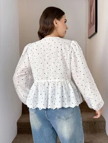 SHEIN LUNE Blus Putih Ukuran Besar dengan Bordir Seluruh Bagian dan Tali Depan, Gaya Fashion Week, Formal untuk Kencan Malam, Ulang Tahun, Musim Gugur, Lucu, Peri, Brunch Musim Gugur, High Tea, Seksi, Fairycore - Putih - View 2