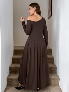 Easowa Curve Đầm tay dài nhún vai lệch đa năng size lớn cho du lịch mùa thu - màu nâu - Xem 2
