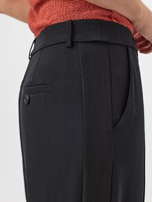 KÆRIA Hus Celana Panjang Lurus Abadi - Bahan Crepe Berkontur Kompak - Hitam - Set, Pakaian Kantor, Elegan, Santai, Hari Kerja, Pakaian Kerja - Hitam - View 5