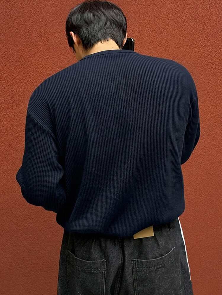 DAZY Men's Textured Fabric Solid Color Basic Half-Button T-Shirt - Navy Blue - View 2