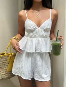 Sunnyshic Bộ đồ mùa hè nữ bằng vải lanh trắng, áo hai dây cổ chữ V xếp ly bèo nhún hở lưng và quần short, phong cách tối giản dễ thương đa năng cho đi biển, du lịch, mua sắm và hẹn hò - trắng - Xem 6