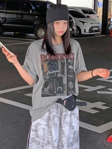 DAZY Summer Casual Character Print Short Sleeve T-Shirt Oversized T Shirts For Women - Grey - View 6