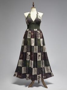 ROMWE Gaun Wanita Ukuran Plus Gaya Liburan Hippie Vintage Motif Matahari Bulan Bintang Ramalan dengan Belahan Tinggi dan Desain Leher Halter - MultiWarna - View 1