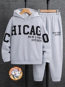 SHEIN 2件組兒童青少年男孩休閒日常百搭舒適字母印花圖案連帽衫寬鬆套頭長袖運動衫與慢跑運動長褲針織運動套裝，適合日常穿著、上學、旅行、運動，秋冬季節 - 灰色 - 查看 3