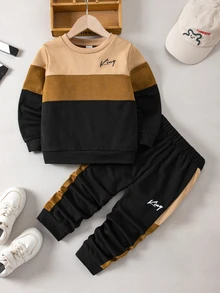 SHEIN 小男孩 2 件套運動服套裝，拼色字母圖案運動衫與長褲，學院風返校穿搭 - 彩色 - 查看 3